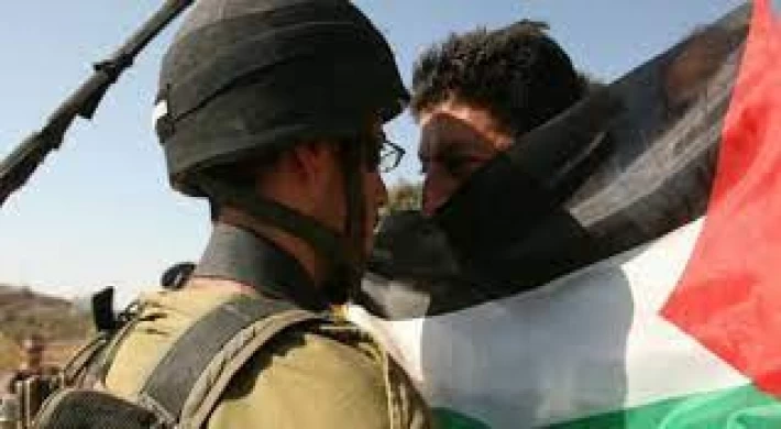 İsrail askerleri yerleşim karşıtı aktivistlere saldırdı