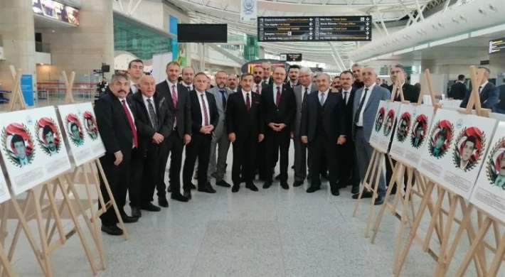 Önder Kahveci, “Şehit Öğretmenler Künye Fotoğraf Sergisi'nin" açılışına katıldı.