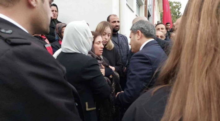 Şehit annesinden HDP ve CHP’ye ”terörist” çıkışı