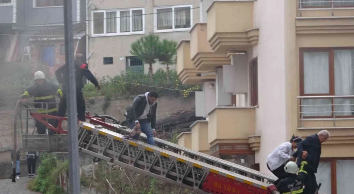 Zonguldak’ta yangın paniği, öğrenciler böyle kurtarıldı