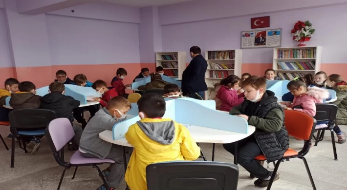 Bursa’da okul kütüphanelerindeki kitap sayısı 3,5 milyona ulaştı