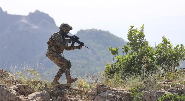 Suriye’nin kuzeyinde 8 PKK/YPG’li terörist etkisiz hale getirildi