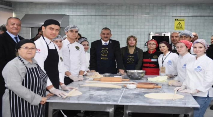 Türkiye’nin ilk gastronomi lisesi Kapadokya’da açıldı