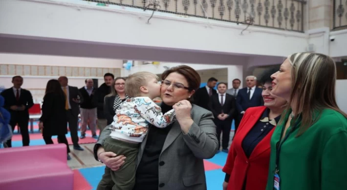 Ukraynalı çocuklar yeni Yılı Türkiye’de karşıladı