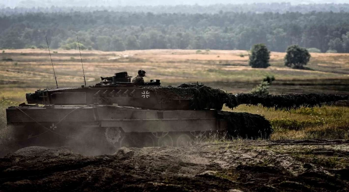 Alman hükümetine Ukrayna’ya tank göndermesi çağrısı