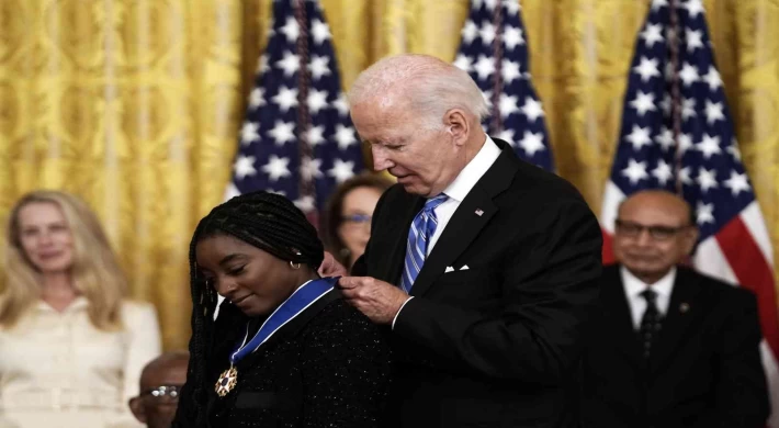 Biden, Kanlı Kongre'nin yıldönümünde 12 kişiye madalya verecek