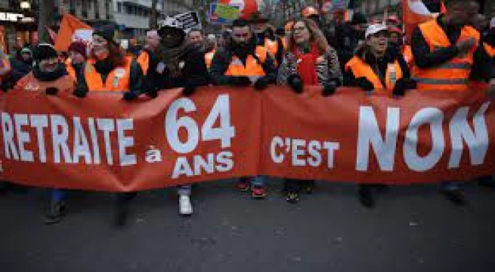 Fransa’da emeklilik reformu protestosu