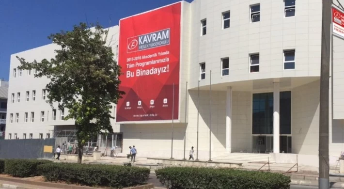 İzmir Kavram Meslek Yüksekokulu Öğretim Elemanı alım ilanı