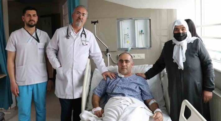 İzmir’de ‘felç kalırsın’ denilen hasta Van’da sağlığına kavuştu