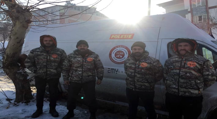 Sinop’ta sel sonrası kurulan arama-kurtarma ekibi deprem bölgesinde 7 kişiyi kurtardı