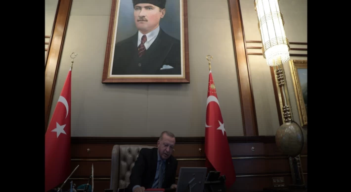 Cumhurbaşkanı Erdoğan’dan Maltepe’de darbedilen teşkilat üyesine “geçmiş olsun” telefonu