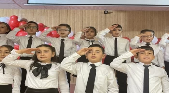 Minikler Cumhuriyet Bayramını coşkuyla kutladı