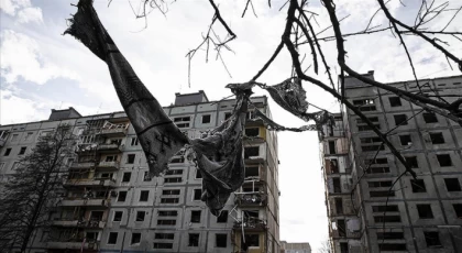 Rus güçlerinden başkent Kiev'in de olduğu Ukrayna'daki kentlere füze saldırısı