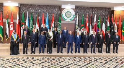 Arap Birliği Zirvesi'nde, Filistin öncelik sıralamasındaki eski yerini aldı