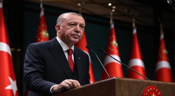 Cumhurbaşkanı Erdoğan, İlahiyat Yıldızları Ödül Töreni’nde konuştu