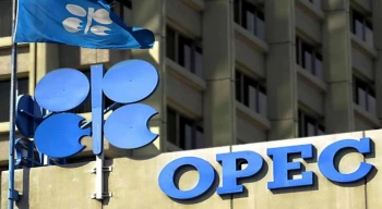 OPEC, üretimi günlük 2 milyon varil azaltma kararını sürdürecek