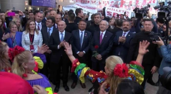 Kılıçdaroğlu: ”Cumhuriyet tarihinde ilk kez bir Roman milletvekili meclise girdi”