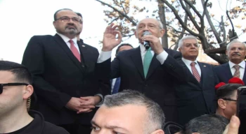 Kılıçdaroğlu: “Suriyelileri ülkelerine göndereceğiz, hafta sonu tatil amaçlı Türkiye’ye gelebilirler”