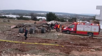 Mersin’deki feci kamyon kazasında ölü sayısı 2’ye çıktı