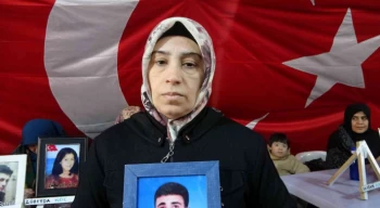 Terör mağduru aileler, bin 226 gündür HDP’nin kapısında evlatlarını istiyor