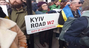Londra’da Rusya Büyükelçiliği’nin karşısındaki sokağa Kiev ismi verildi