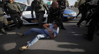 Aşırı sağcı İsrailli bakanlar destekçilerini sokağa çağırdı