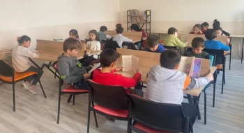Hisarcık Cumhuriyet İlkokulu Kütüphanesi’nin işlevselliği arttırıldı