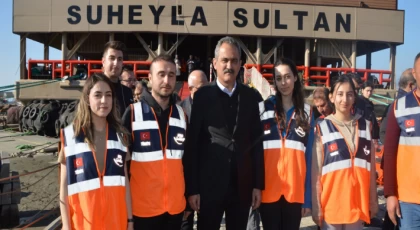 İskenderun'daki Depremzede Öğrenciler, Lgs Ve Yks'ye "Yüzen Okul"Da Hazırlanacak