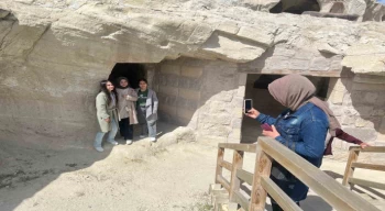 Depremzedeler Kapadokya’yı gezdi