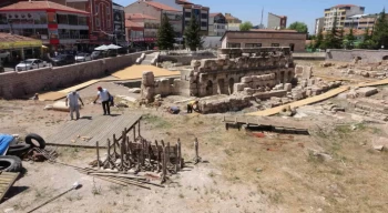2 bin yıllık Roma Hamamı kapılarını ziyaretçilerine açıyor