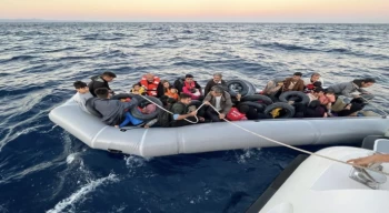 Ayvacık açıklarında 43 kaçak göçmen kurtarıldı