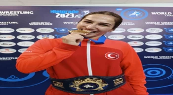 Buse Tosun Çavuşoğlu: ”İnşallah olimpiyatlarda da ülkeme altın madalya kazandırırım”