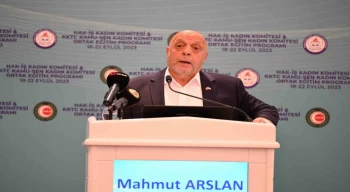 Hak-İş Konfederasyonu Genel Başkanı Arslan: “Kadın çalışanlarımızın sendikal mücadeleye daha fazla ilgi göstermelerini istiyoruz”