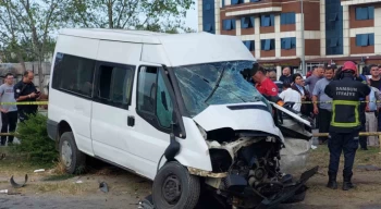 Samsun’da tır öğrenci servisi ile çarpıştı: 1 ölü, 6 yaralı