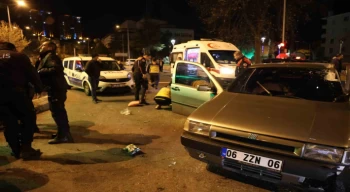 Polisin ”dur” ihtarına uymayıp kaçan araç takla attı: 3 yaralı