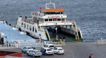 Çanakkale-Eceabat hattında fırtına nedeniyle yarınki bazı feribot seferleri iptal edildi