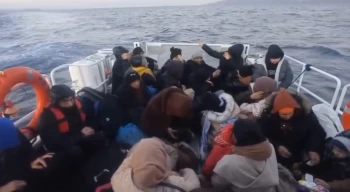 Yunan unsurları çocuklarında aralarında bulunduğu 34 kaçak göçmeni ölüme terk etti