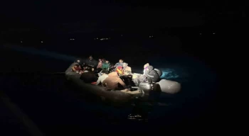 Yunan unsurlarınca ölüme terk edilen 36 kaçak göçmen kurtarıldı