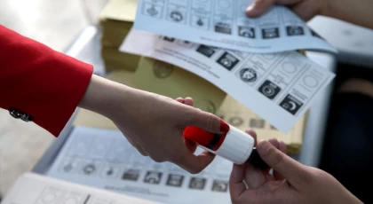 İstanbul’da oy kullanımı başladı