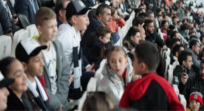 Bakan Tekin, 23 Nisan Ulusal Egemenlik Ve Çocuk Bayramı Öncesinde Çocuklarla Beşiktaş- Mke Ankaragücü Maçını İzledi