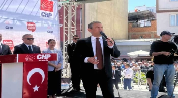 CHP Genel Başkanı Özel memleketi Manisa’nın Sarıgöl ilçesinde halka seslendi: “Kimse istiyor diye kimseyle kavga etmem”