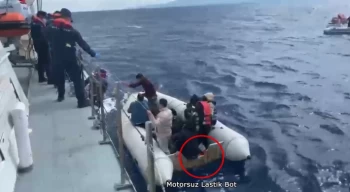 Yunanistan ölüme terk etti, Türk Sahil Güvenlik kurtardı