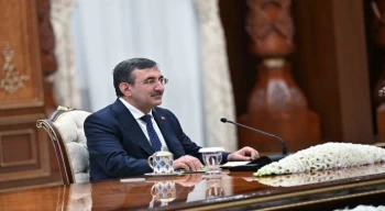 Cumhurbaşkanı Yardımcısı Yılmaz, Özbekistan Cumhurbaşkanı Mirziyoyev ile görüştü