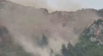 Depremzede vatandaşları tedirgin eden patlama kamerada